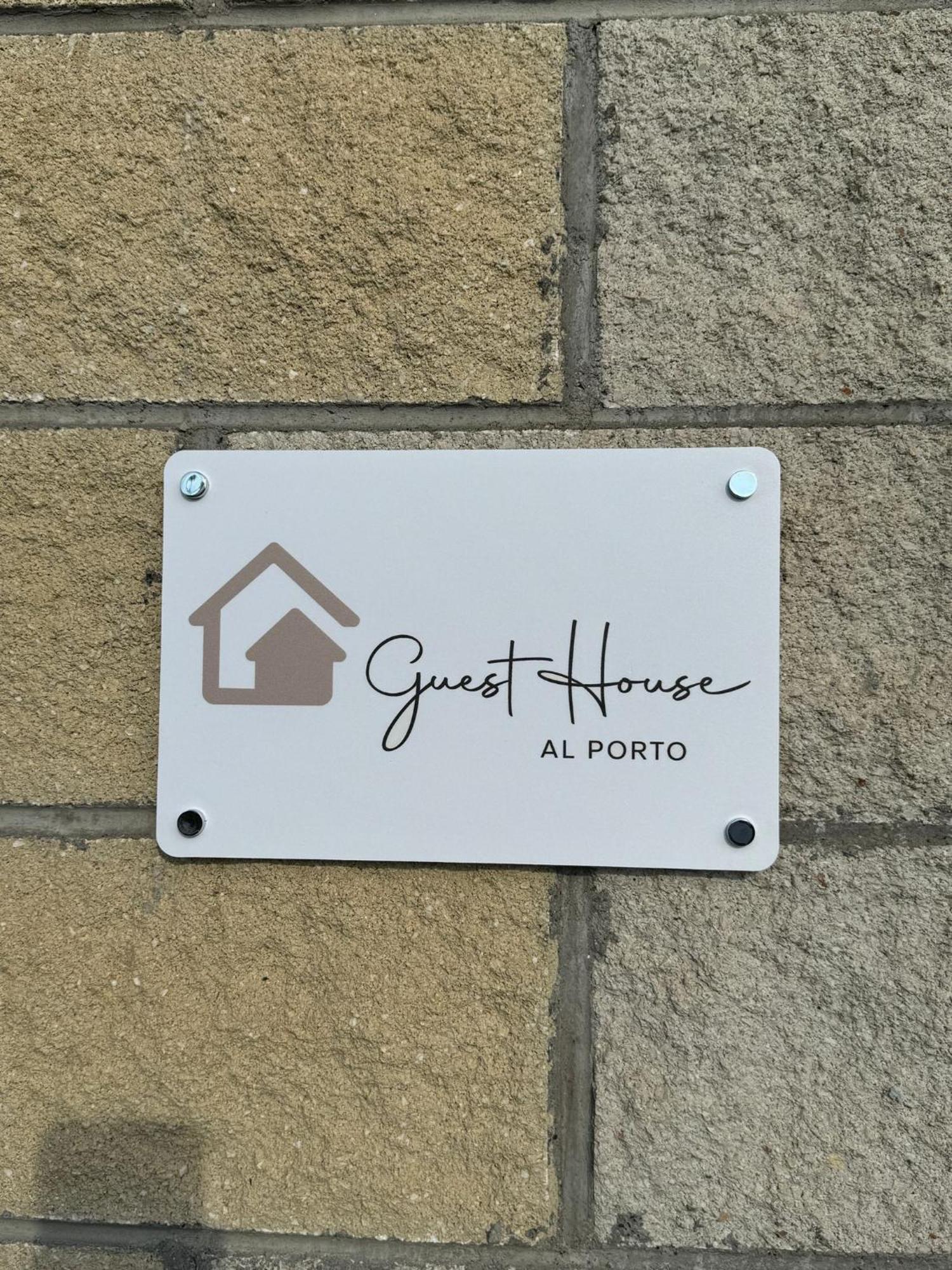 Guest House Al Porto チビタベッキア エクステリア 写真